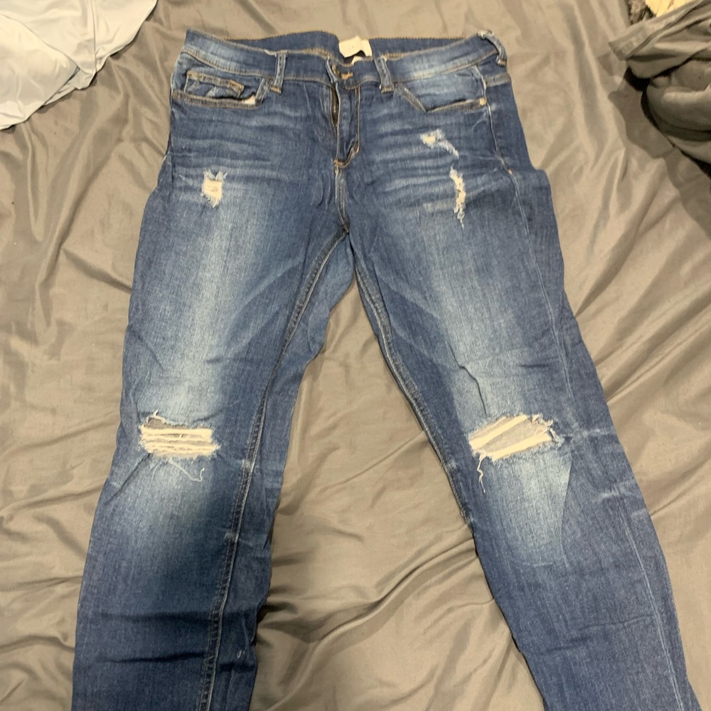 Stitch fix distress jeans.